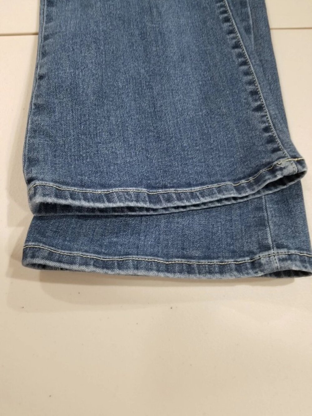 Hidden Jeans HD3175-M Women Size 29 Cut HD-209  Bootcut Flare Jeans - Picture 8 of 9